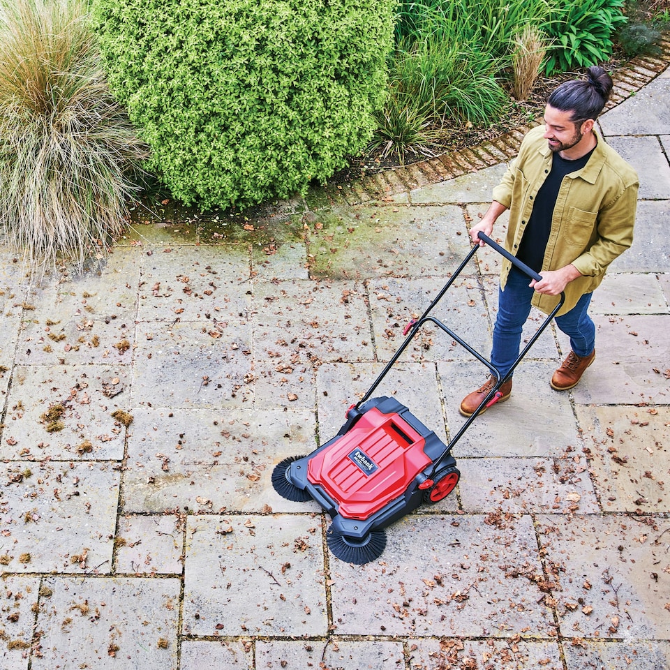 image 1 of Ewbank EWPSM020 MULTISWEEP Manual Sweeper