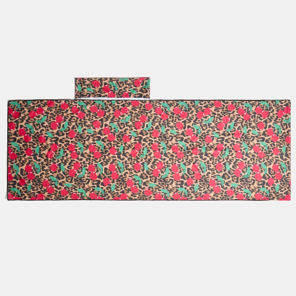 image 1 of OHS Leopard Beach Towel with Bag Quick Dry Absorbent Travel Spa