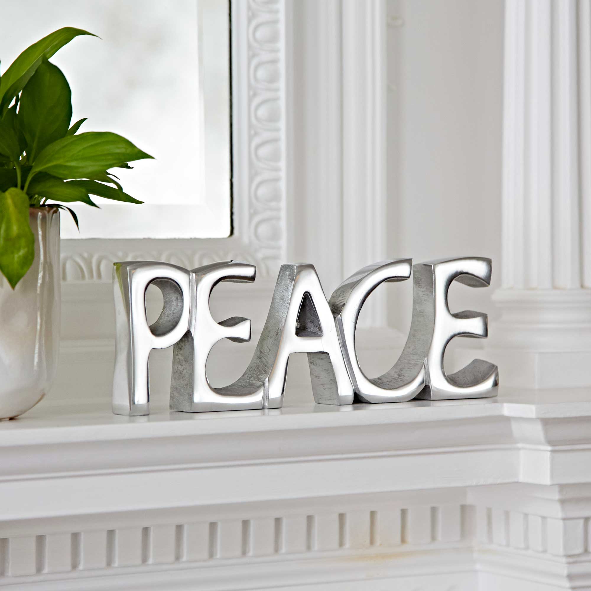 Paper High Reclaimed Metal Peace Sign in Silver