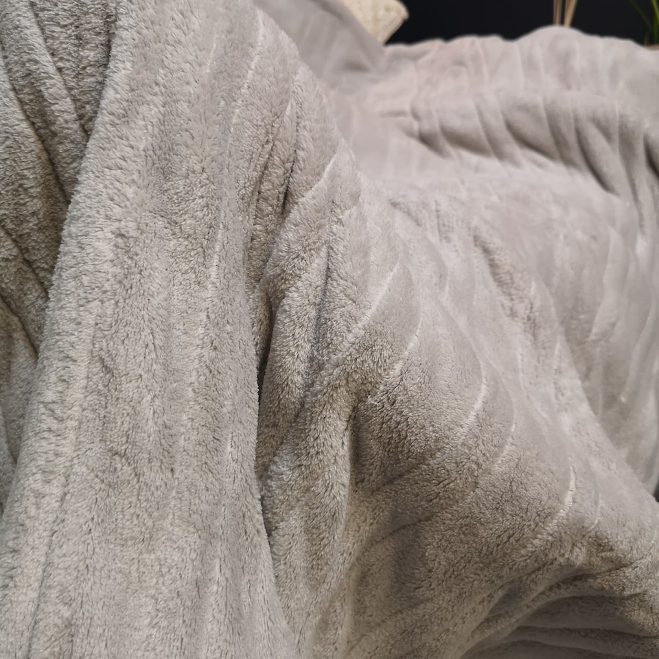 image 1 of 160cm 120w Grey Electric Throw Blanket with Temperature Settings