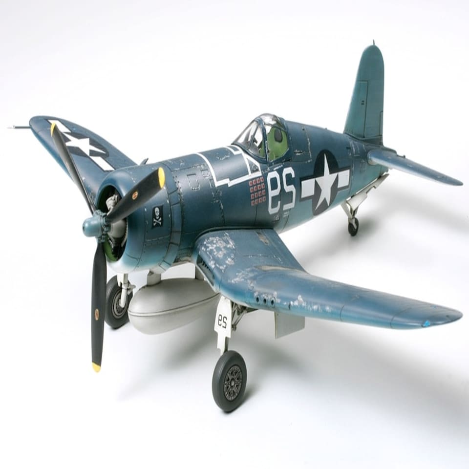 Tamiya Vought F4U-1A Corsair (1:72 Scale)