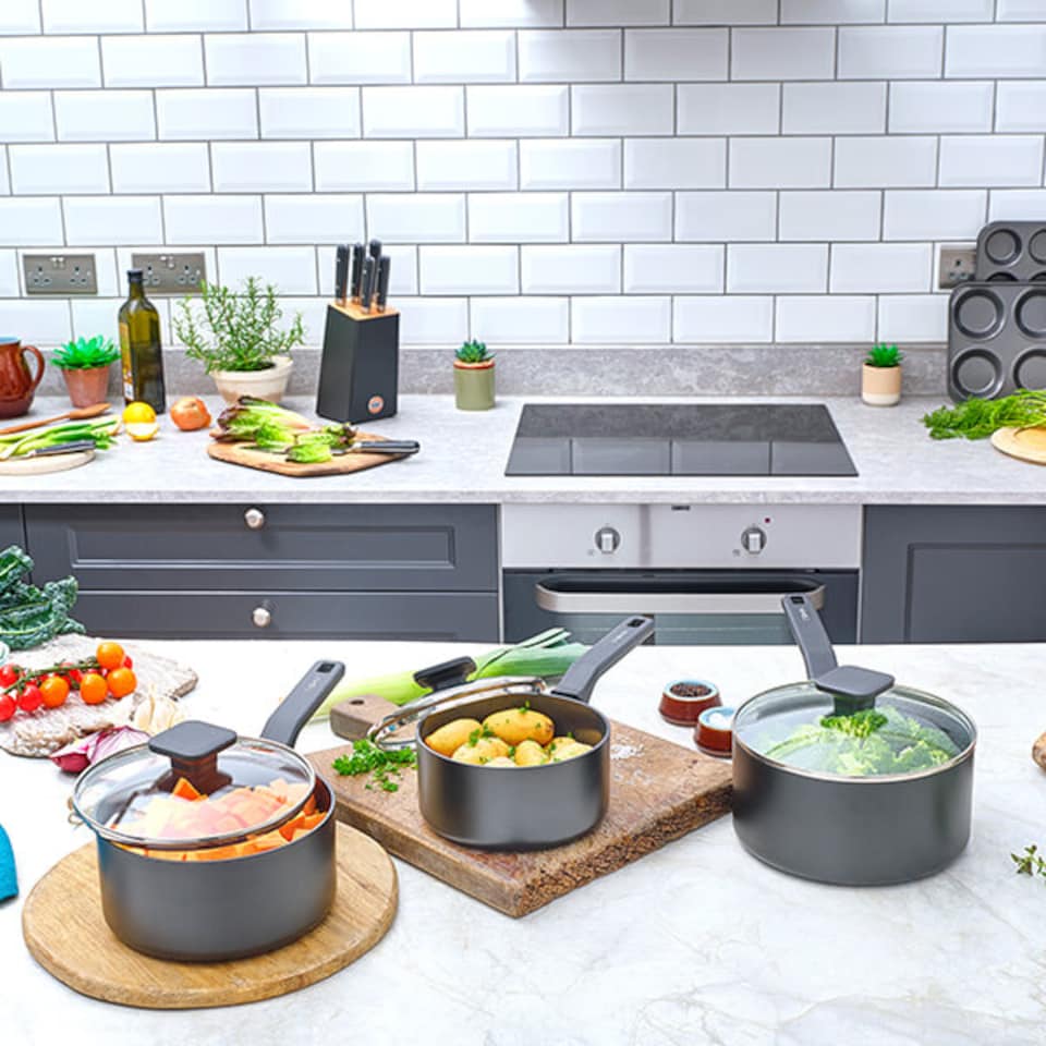 image 1 of Stoven Noir 20cm Non-Stick Saucepan with Lid