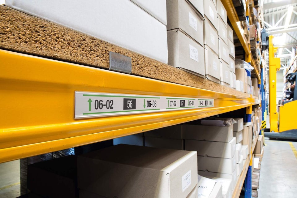 image 1 of Durable SCANFIX Self-Adhesive EPOS Ticket Strip Holder | 25 Pack | 1000 x 40mm