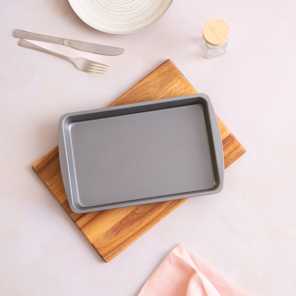 image 1 of BetterWare Essentials 31cm Non-Stick Deep Oven Tray
