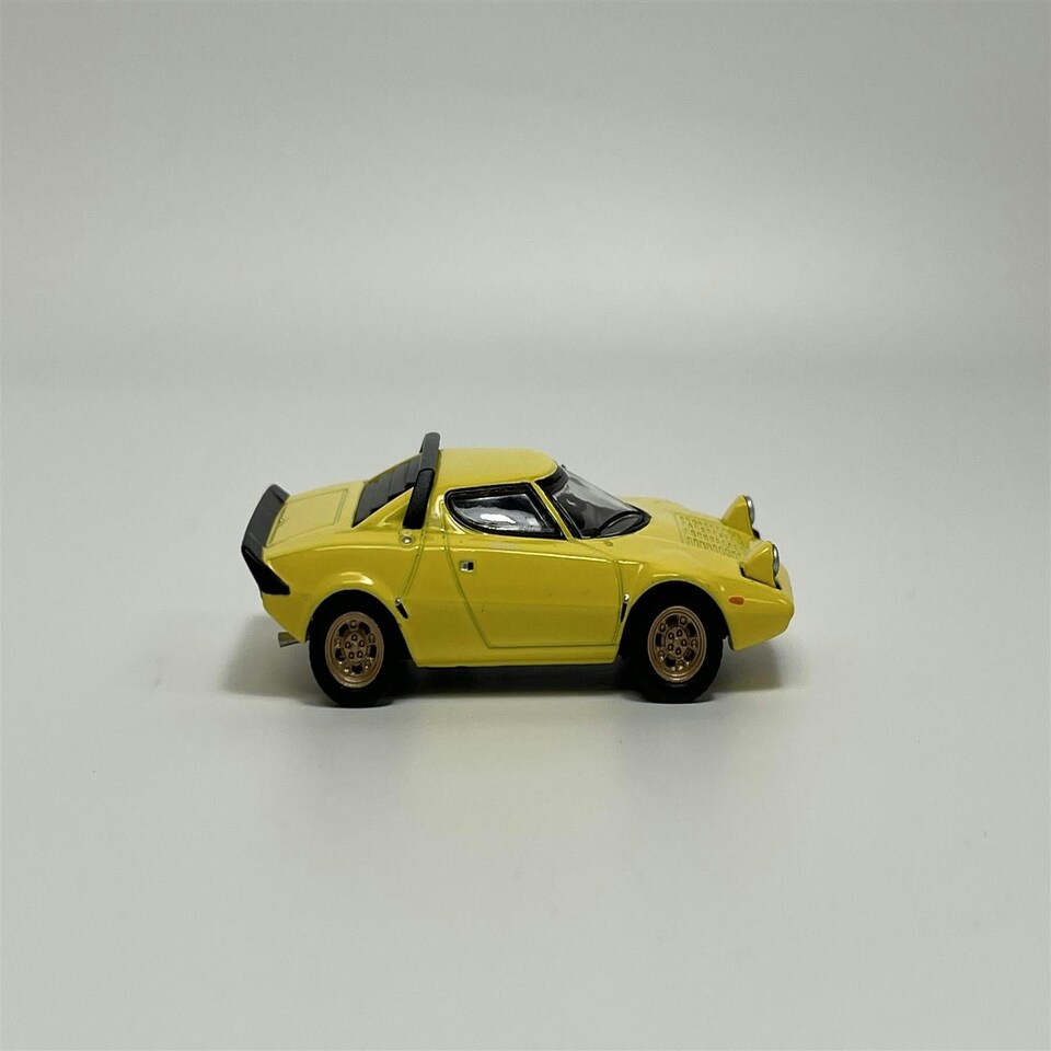image 1 of Lancia Stratos HF Stradale Giallo Fly LHD 1:64 Mini GT MGT0077L