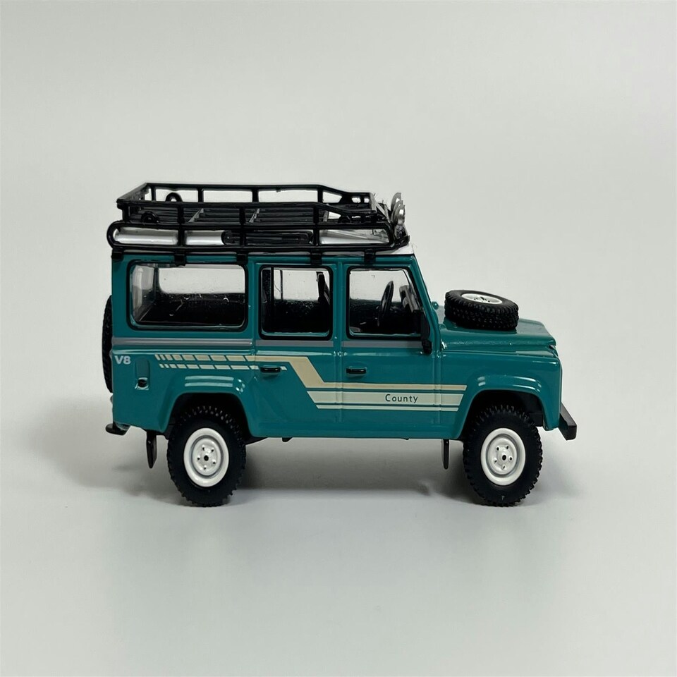 image 1 of Land Rover Defender 110 1985 County Station Wagon Green LHD 1:64 Mini GT MGT00590L