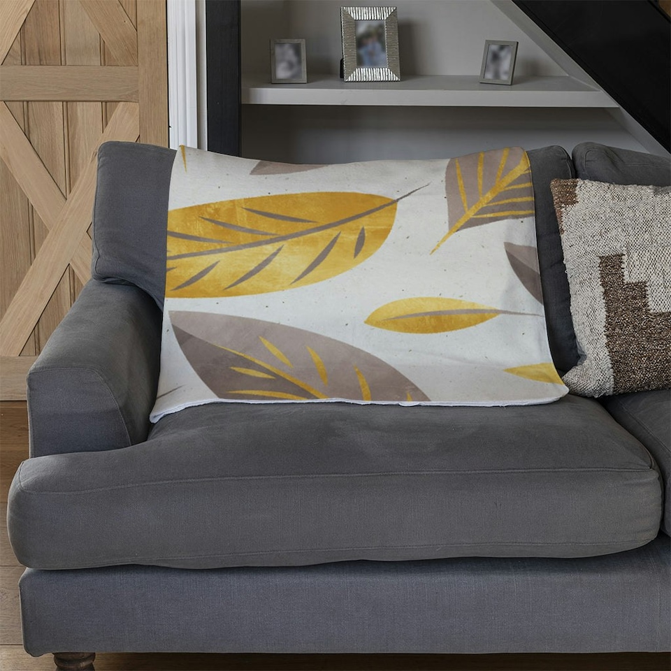 image 1 of Botanical gold and purple leaf (Blanket)