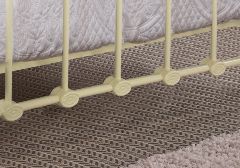 image 1 of 4ft6 Double Brass Finish,Ivory Cream,Traditional Antique Victorian Metal Bed Frame | Cream | Antique Brass & Ivory Cream | Double