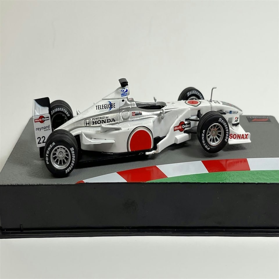 image 1 of Jacques Villeneuve Bar 002 2000 1:43 Scale F1 Collection