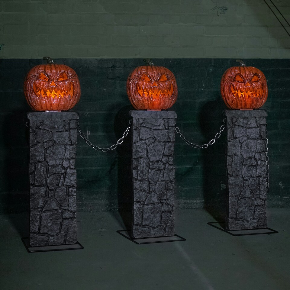 image 1 of 91cm x 1.2m Battery Powered Light up Halloween Pumpkin Fence with LEDs
