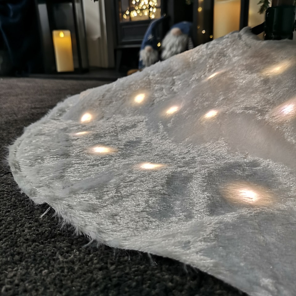 image 1 of 90cm USB Powered LED White Fur Fabric Christmas Tree Skirt