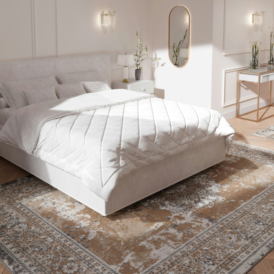 image 1 of KUKOON Warm Beige Distressed Traditional Medallion Bordered Rug 80cm x 150cm | Cream