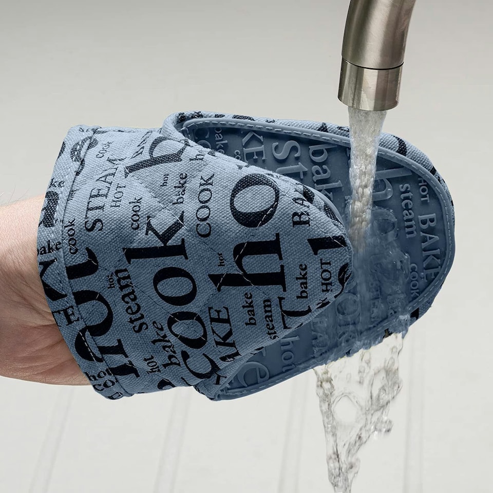 image 1 of Silicone Hot Grab Mini Oven Mitt, Hot Print Blue | Provence