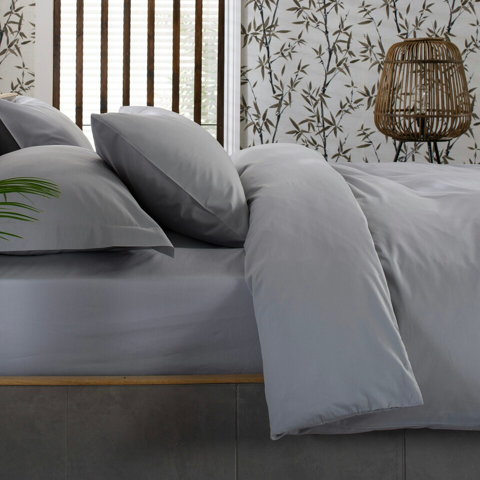 image 1 of Everyday Comfort 200 Thread Count Cotton Duvet Cover Set Silver | King