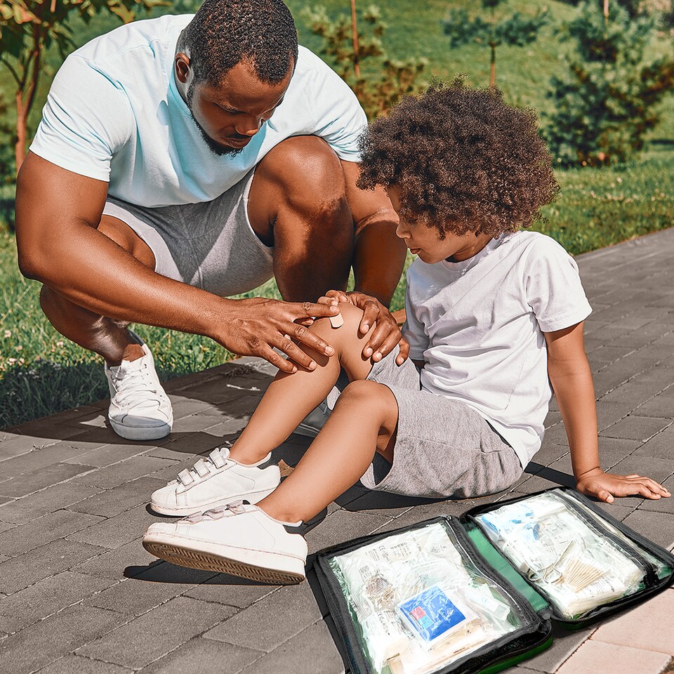 image 1 of Active Era First Aid Kit 180 pcs Green