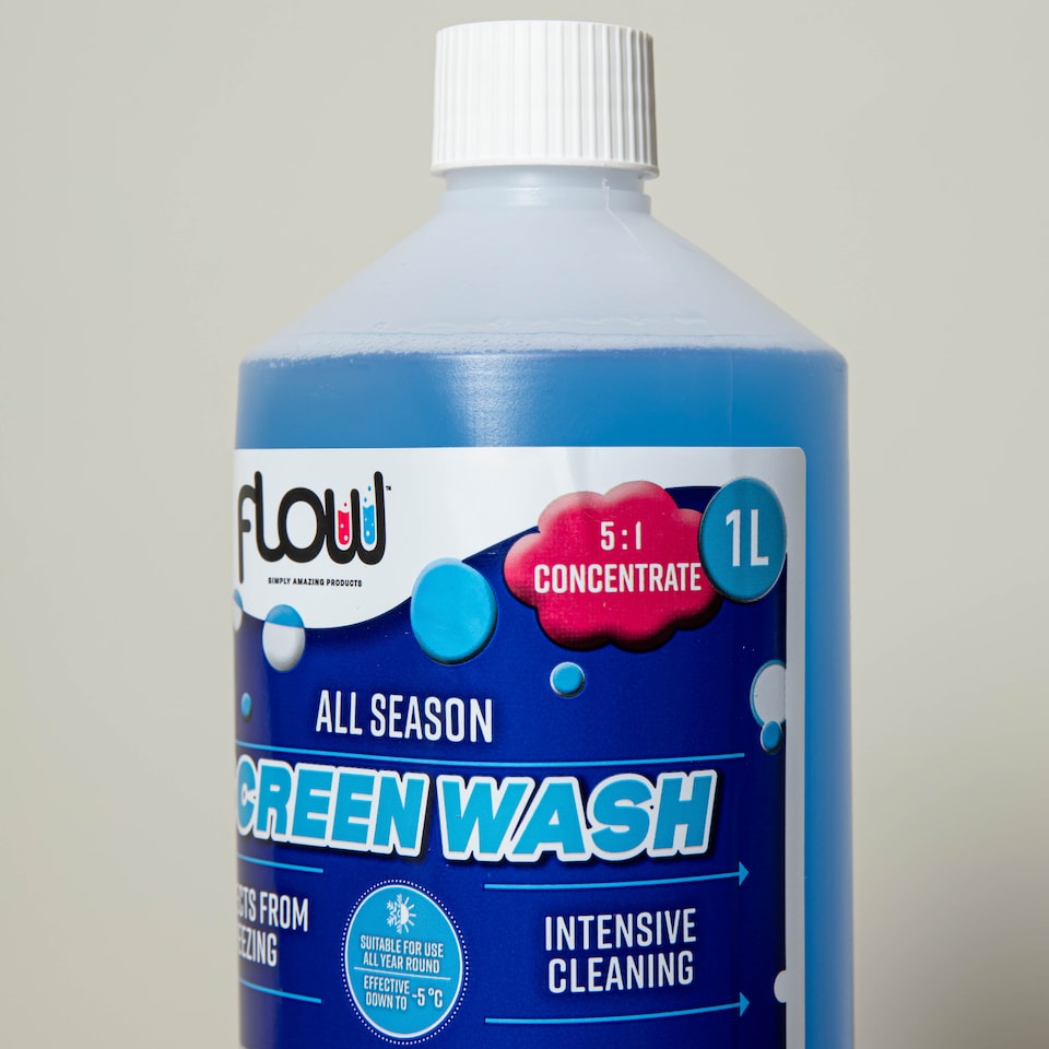 image 1 of 1 Litre All Season Smear Free Windscreen Wash Concentrate For all Vehicles