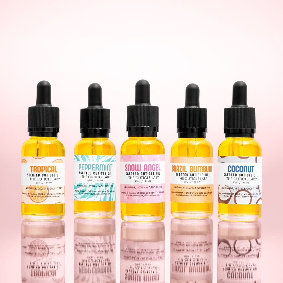 The Cuticle LAB : 30ml Cuticle Oil Bottle - singular (ONE) 30ml Cuticle Oil Bottle in Marshmallow fragrance. Strengthening, Nourishing, Hydrating. 60+ fragrances available. Ideal for handbag, car, ... Handmade UK.
