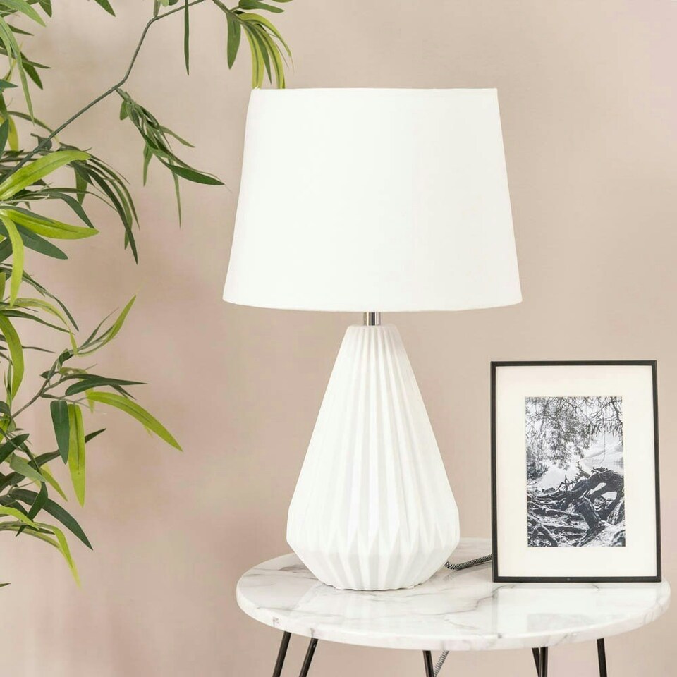 image 1 of ValueLights Linea White Table Lamp with White Tapered Shade