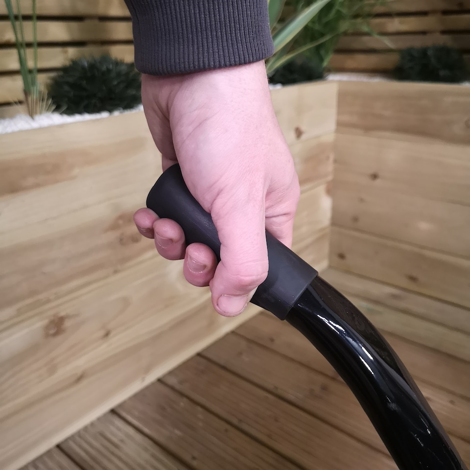 image 1 of 110 Litre 150kg Capacity Heavy Duty Outdoor Pneumatic Plastic Garden Wheelbarrow in Green