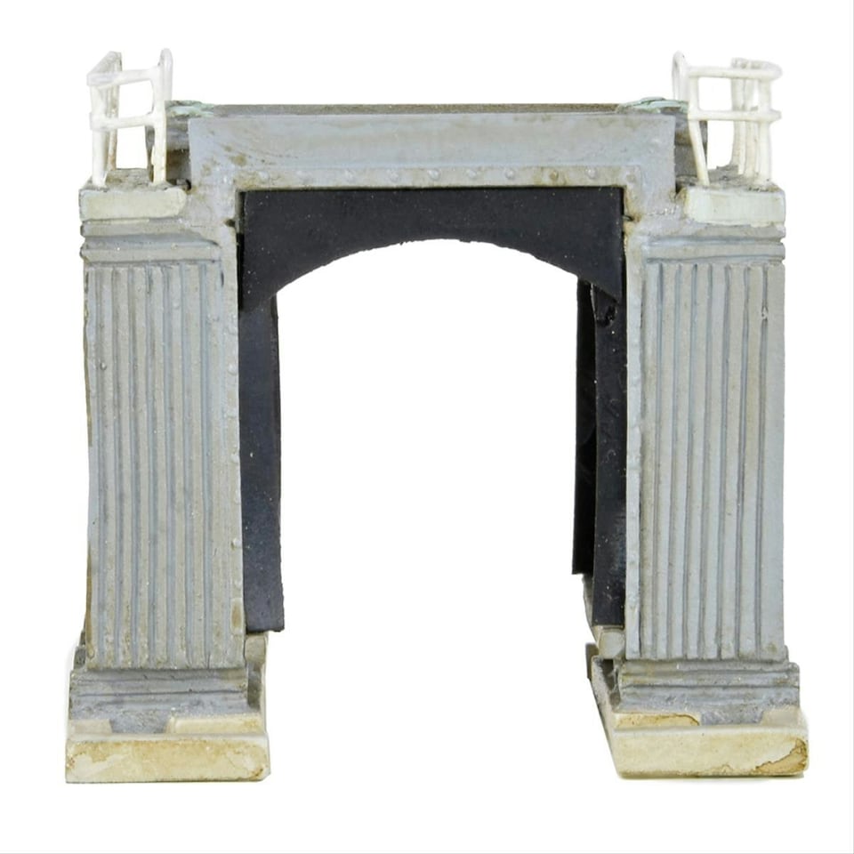 image 1 of Graham Farish Scenecraft Coach Washing Plant (Pre-Built)