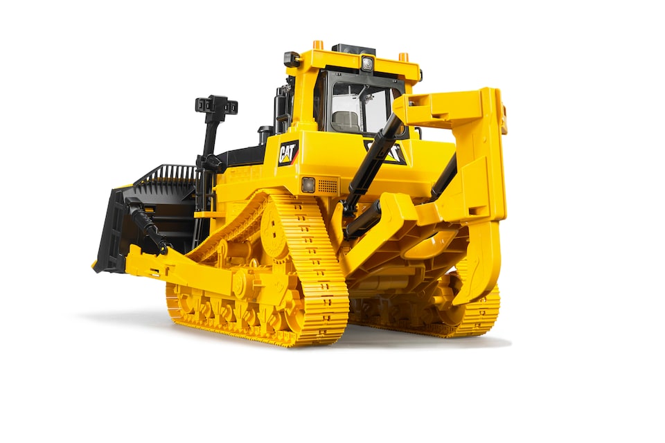 image 1 of Bruder Cat Large track-type tractor Heavy Bulldozer Model
