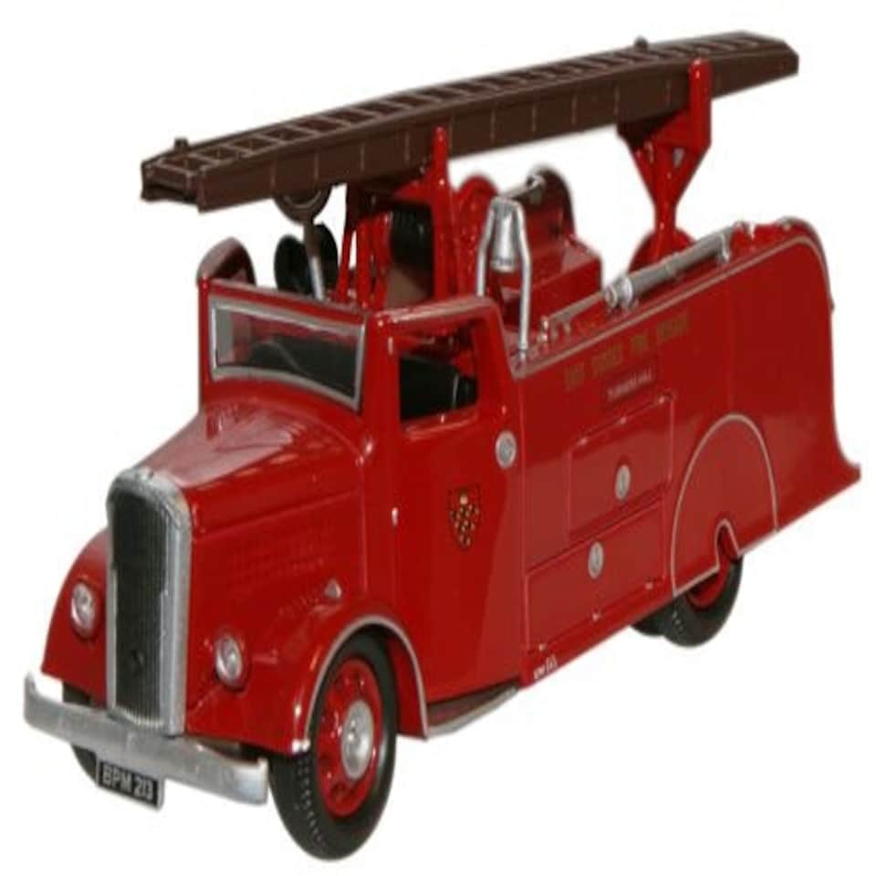 Oxford Diecast Dennis Light 4 East Sussex 'New World'