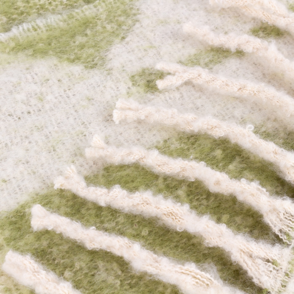 image 1 of Hoem Meta Jacquard Tasselled Throw