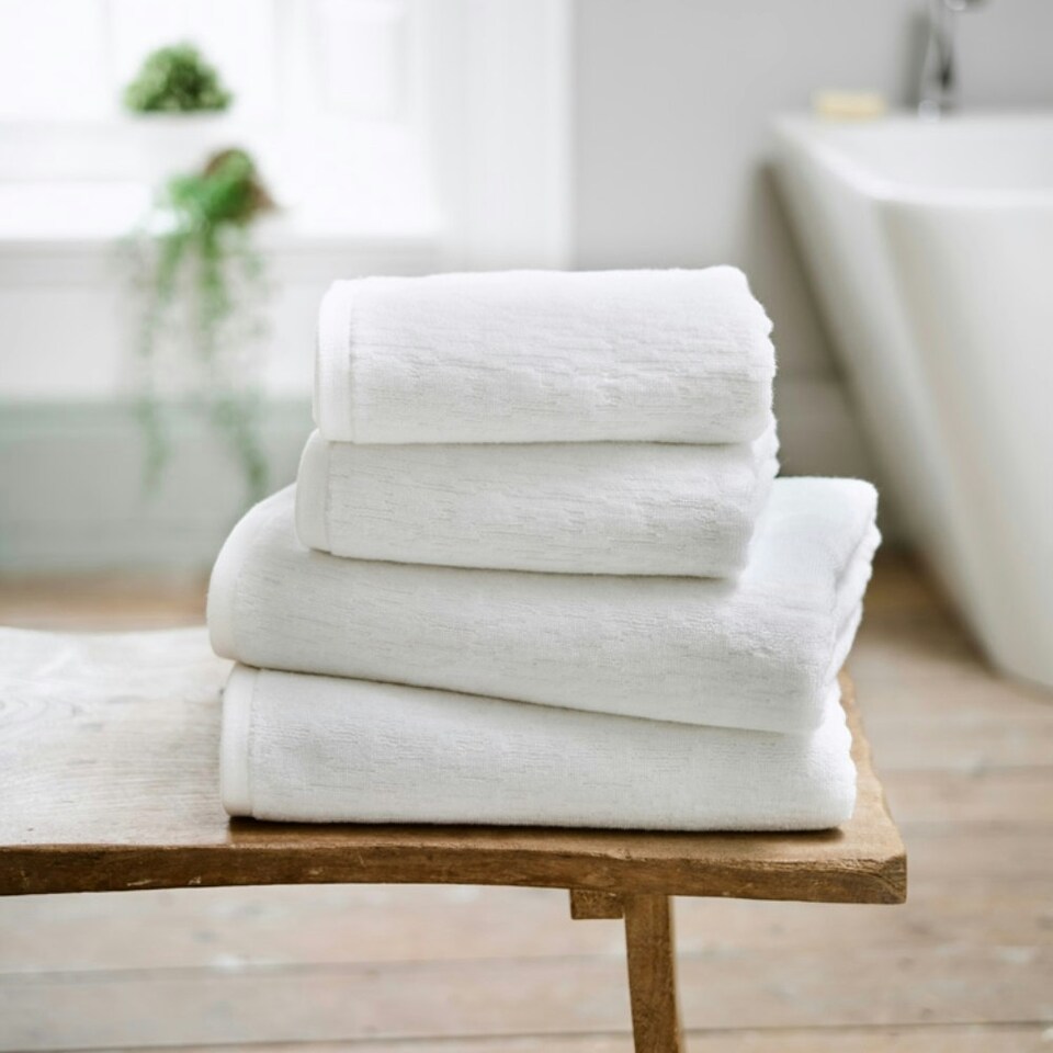 image 1 of Linwood Ultra Soft Towels – 700GSM 100% Cotton | Highly Absorbent & Durable Luxury Bath Towels White | Hand towel