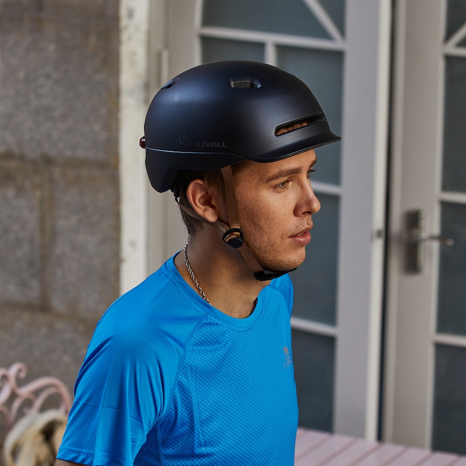 image 1 of C20 Smart Cycling Helmet - Midnight Black - 57-61cm