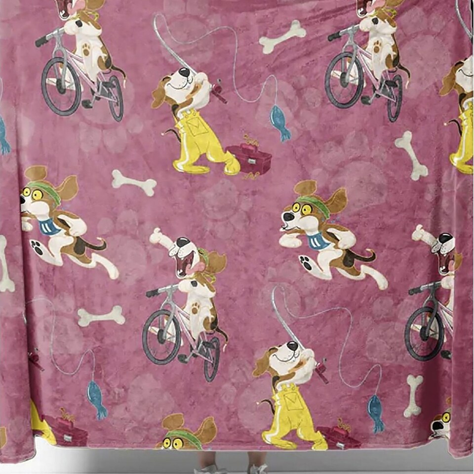 image 1 of Warm Quilted Fleece Pet Blanket for Winter with Cats & Dogs