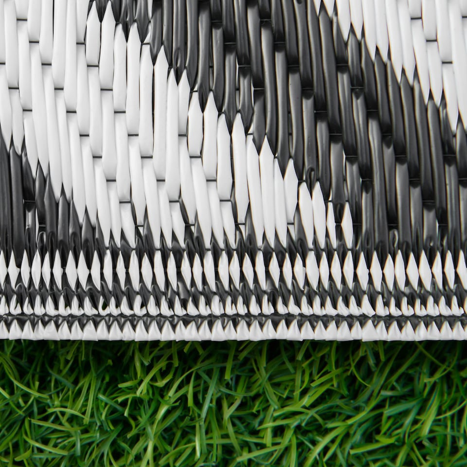 image 1 of Outsunny Reversible Outdoor Rug Plastic Straw RV Camping Mat for Garden Deck Picnic Black | Black and White