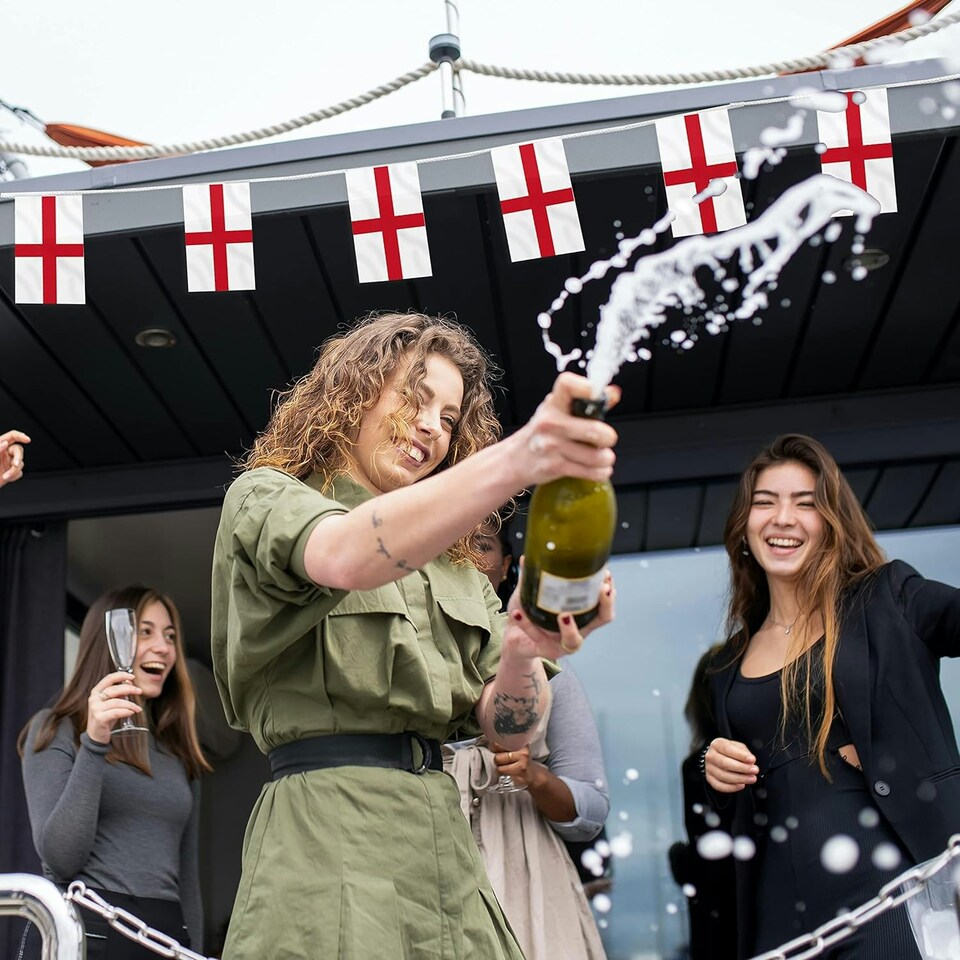 image 1 of England St George Flag Party Bunting 10m with 20 Flags
