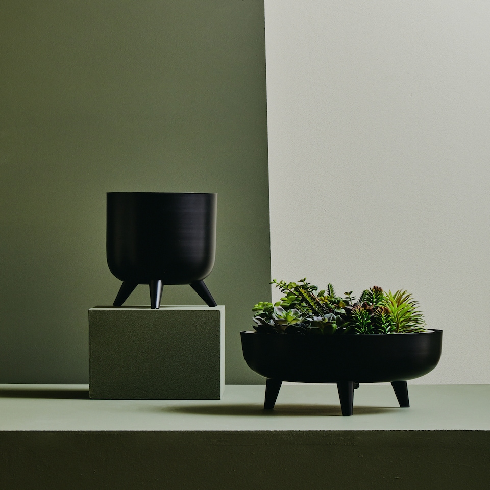 image 1 of Interiors by Premier Elegant Design Black Planter, Durable Construction Of Garden Pot, Portable Lightweight Outdoor Garden Pot Black
