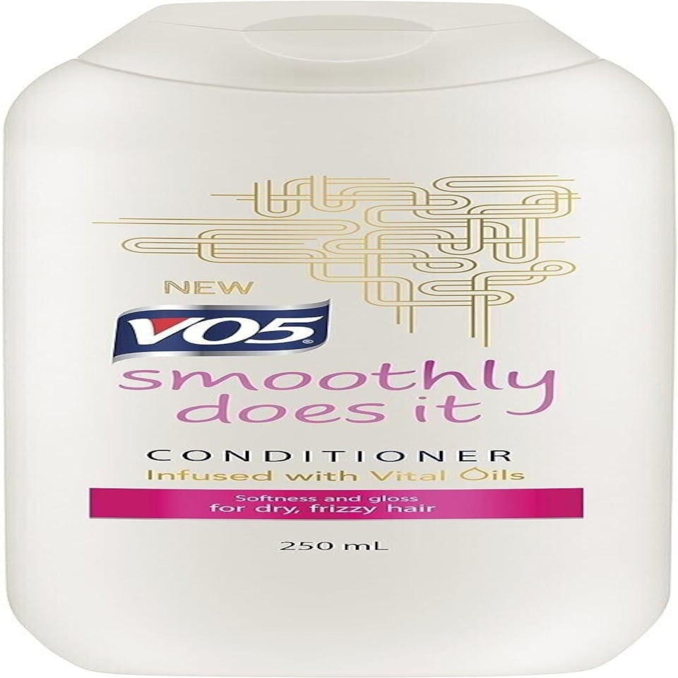 VO5 Smoothly Does It Conditioner Infused with Vital Oils  250ml