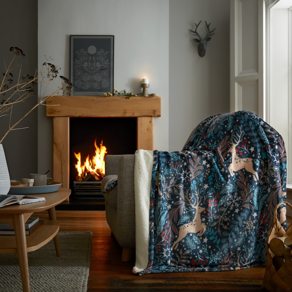 image 1 of Winter Stags Blue XXL Faux Fur Sherpa Fleece Throw Blanket 200cm x 200cm