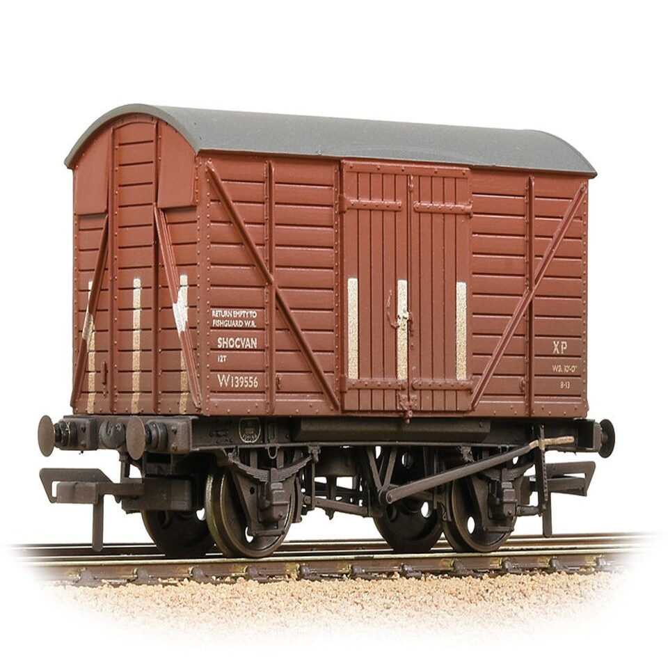 Bachmann 12t Shock Van Planked Ends BR Bauxite Early Weathered