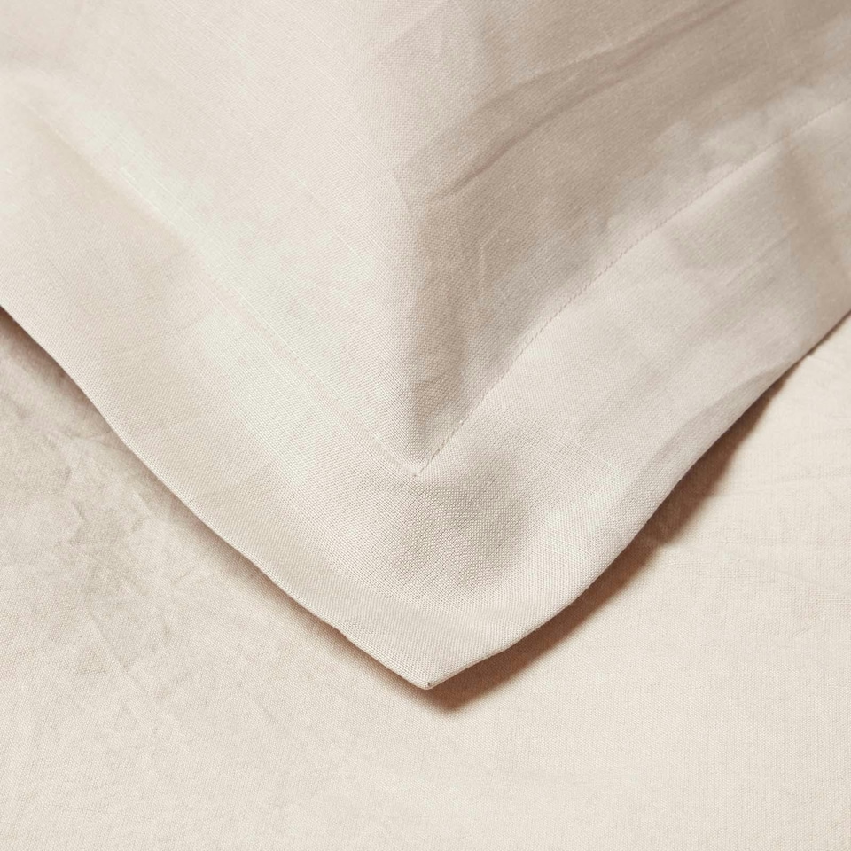 image 1 of Homescapes Natural Linen Oxford Pillowcase - Standard Size | Cream | Standard