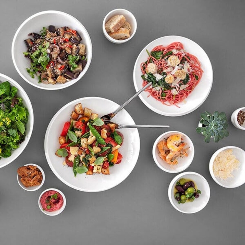 image 1 of Villeroy & Boch New Moon Medium Salad Bowl