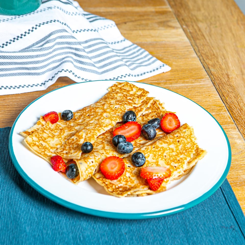 image 1 of Argon Tableware White Enamel Dinner Plates - 25.5cm - Green - Pack of 6 | Green | Green