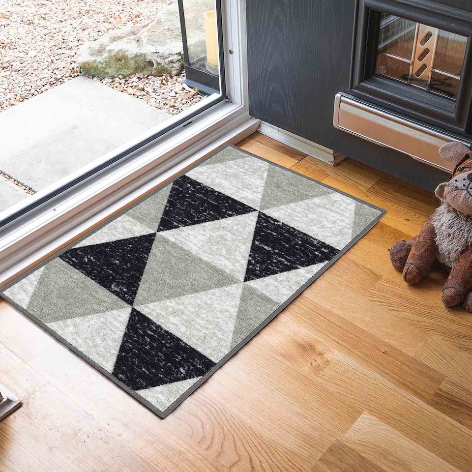 image 1 of Machine Washable Triangle Design Anti Slip Doormats -