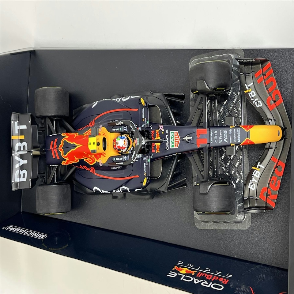 image 1 of Sergio Perez Red Bull Racing RB18 Saudi Arabian GP 2022 1:18 Minichamps 110220011