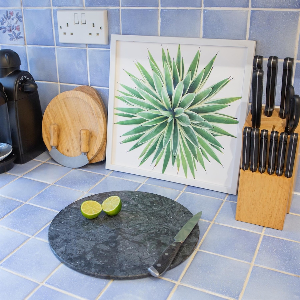 image 1 of Argon Tableware Round Marble Chopping Board - 30cm - Black | Black | Black