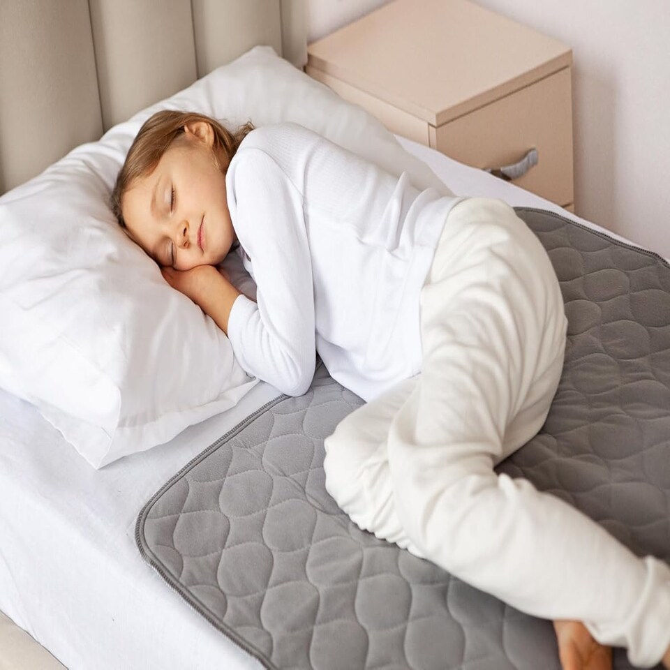 image 1 of Lynmark Toddler Potty Training Bed Pads, Absorbs Up to 1000ml, 85x70cm | Grey | 1 pack | 1