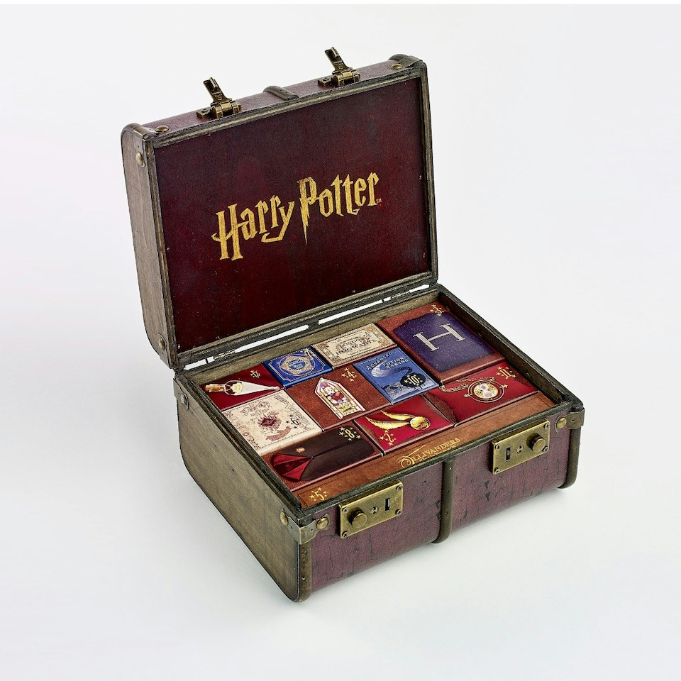 image 1 of Harry Potter Hogwarts Trunk Advent calendar