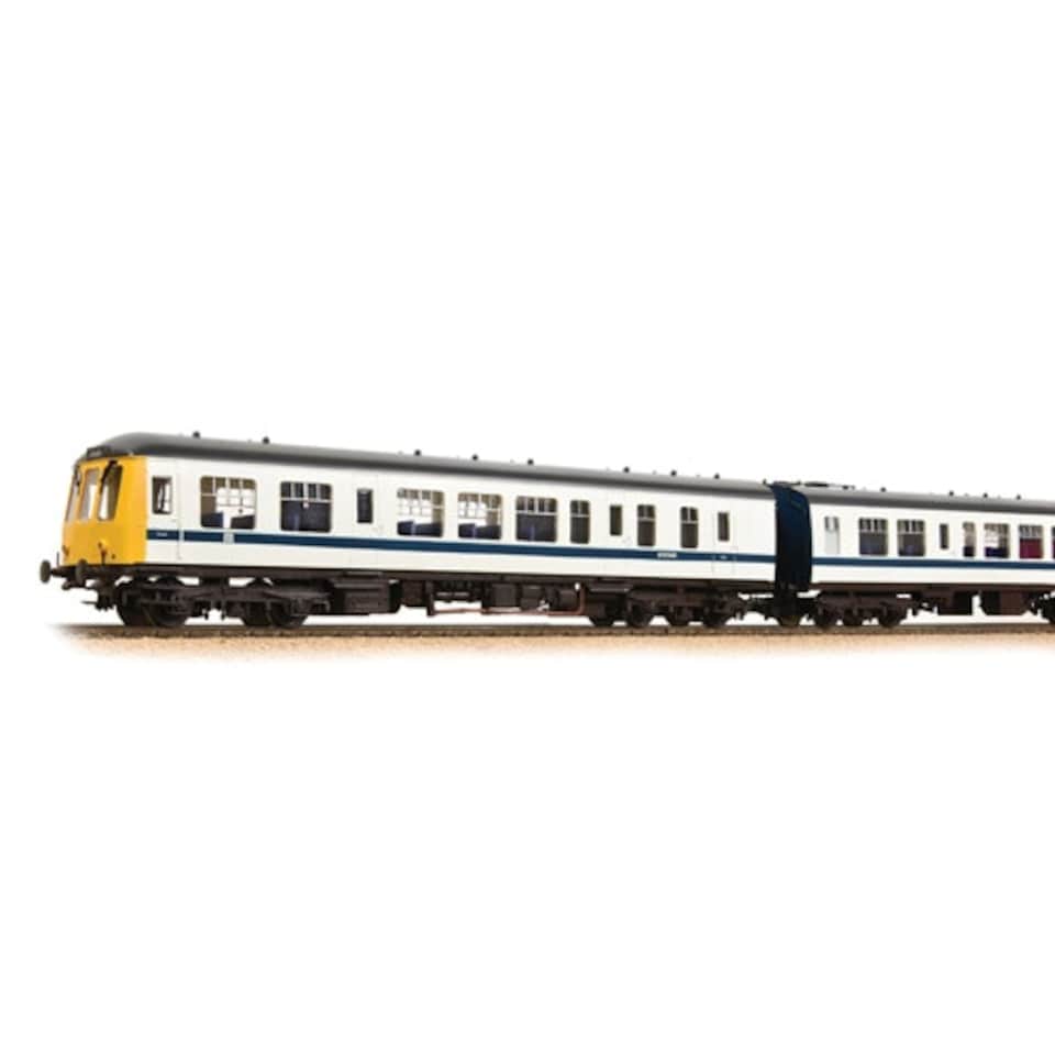 Graham Farish Class 108 3 Car DMU BR White/Blue