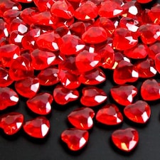 Red 12mm Heart Diamonds Premium Table Gems 28g