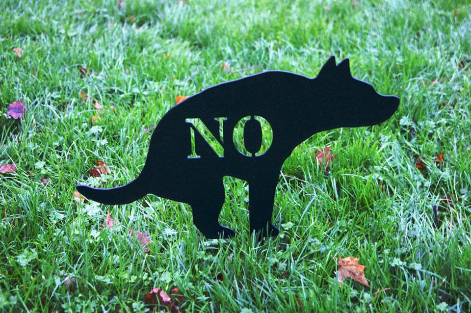 Dog - Garden Ornament - Solid Steel - W34.3 x H25.4 cm - Powder Coated Black