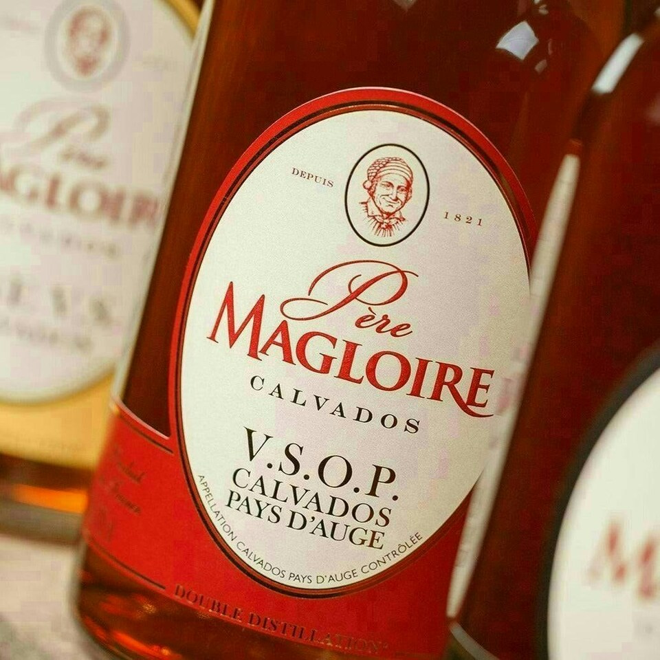 image 1 of Pere Magloire VSOP Calvados