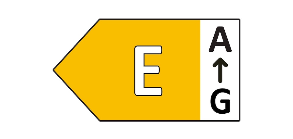 image 1 of Energizer LED Golf E14 470lm 4.2W 2700K (Warm White) - Pack of 1