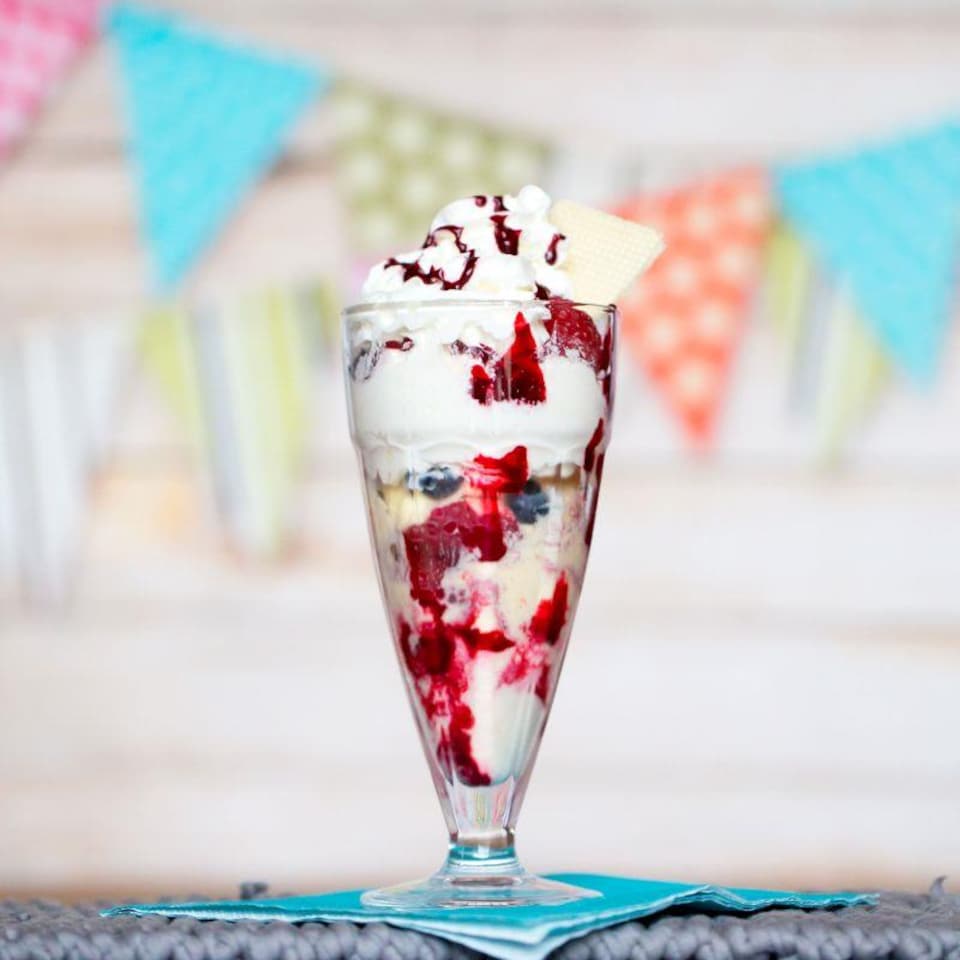 image 1 of Argon Tableware Ice Cream Sundae Glasses - 350ml - Pack of 2 | Clear | Clear